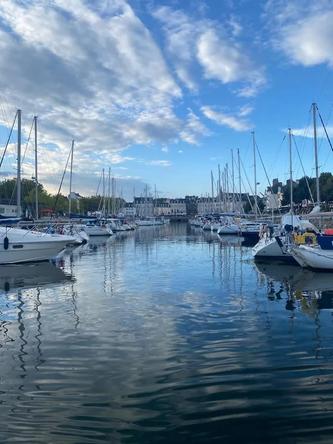 L'Emeraude - Logement Tout Confort - Wifi - Parking - Centre Ville Apartment Vannes