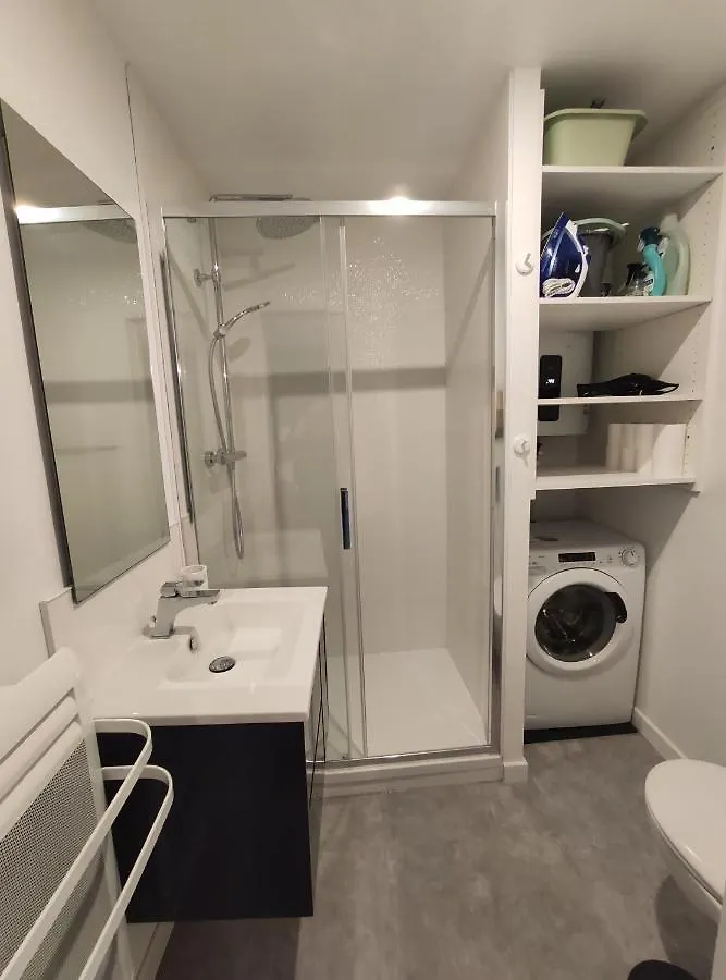 Apartmán L'Emeraude - Logement Tout Confort - Wifi - Parking - Centre Ville Vannes 0*,  Francie